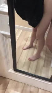 极品大三学妹在家里操她